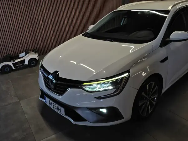 Renault Mégane Sport Tourer 1.5 Blue dCi R.S. Line 34