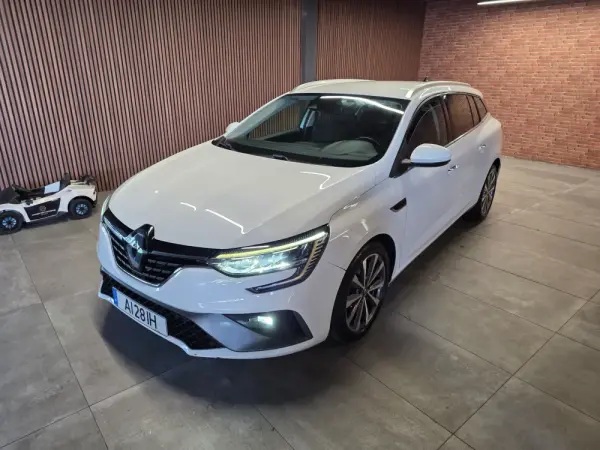 Renault Mégane Sport Tourer 1.5 Blue dCi R.S. Line 40