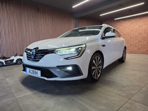 Renault Mégane Sport Tourer 1.5 Blue dCi R.S. Line 41