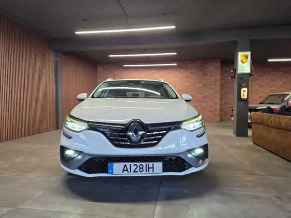 Renault Mégane Sport Tourer 1.5 Blue dCi R.S. Line 43