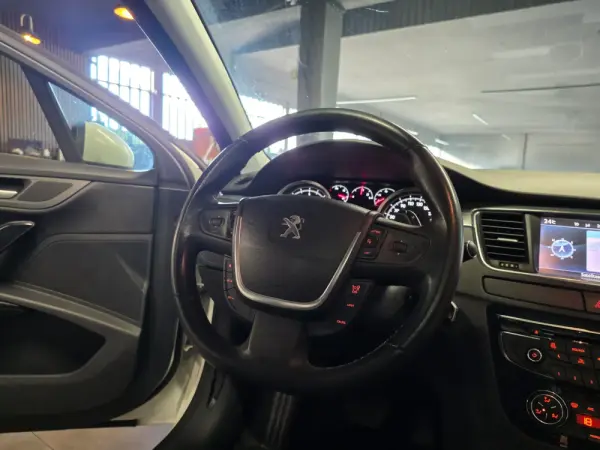 Peugeot 508 SW 1.6 e-HDi Allure 2-Tronic 25
