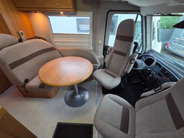 Knaus Travel Liner Outro 17