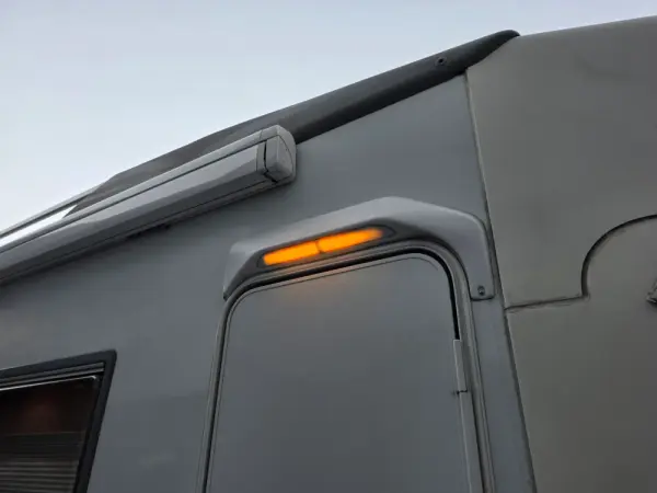 Knaus Travel Liner Outro 25