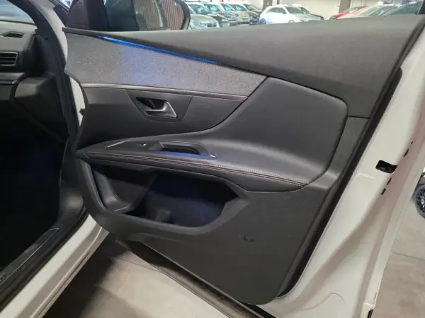 Peugeot 5008 2.0 BlueHDi GT Pack EAT8 10
