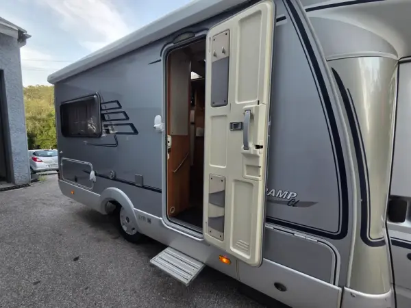 Hymer Tramp CL Outro 40