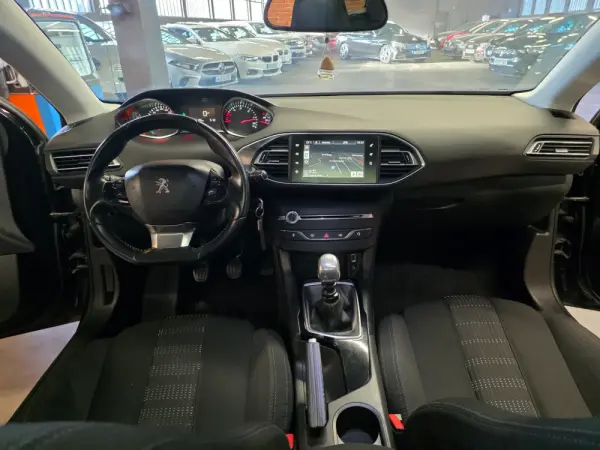 Peugeot 308 SW BlueHDi 120 Stop & Start Active 25