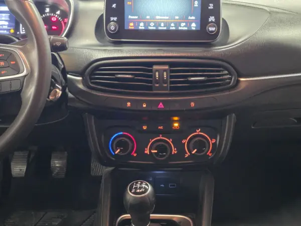 Fiat Tipo 1.3 M-Jet Lounge 14