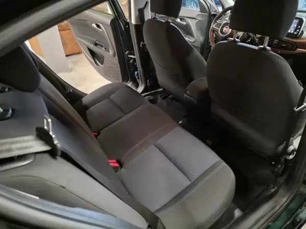 Fiat Tipo 1.3 M-Jet Lounge 36