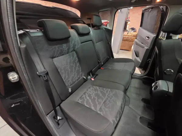 Peugeot 3008 1.6 HDi Sport 18