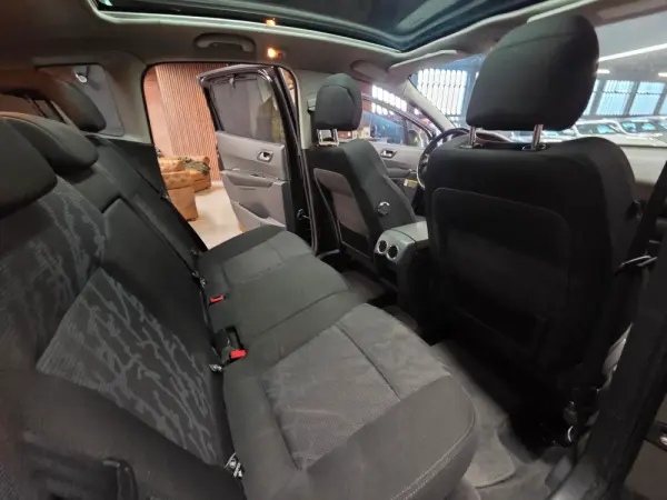 Peugeot 3008 1.6 HDi Sport 37