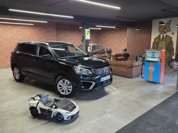 Peugeot 5008 BlueHDI 120 EAT6 Active 1