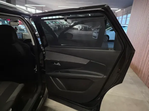 Peugeot 5008 BlueHDI 120 EAT6 Active 15
