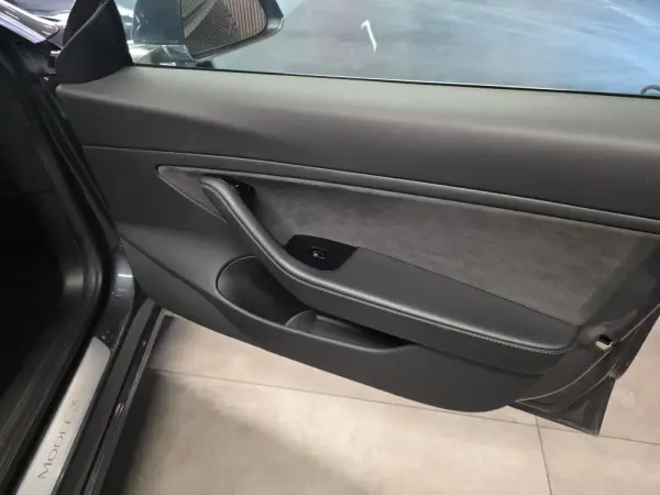 Tesla Model 3 Standard Range Plus RWD 10