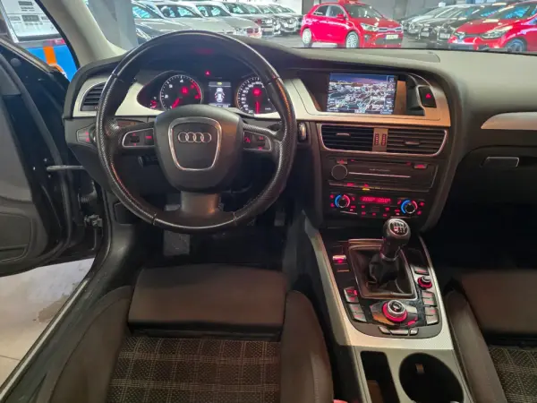 Audi A4 Avant 2.0 TDI Sport 24