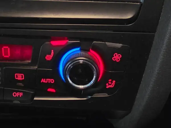 Audi A4 Avant 2.0 TDI Sport 30