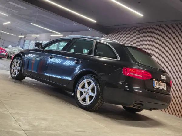 Audi A4 Avant 2.0 TDI Sport 34