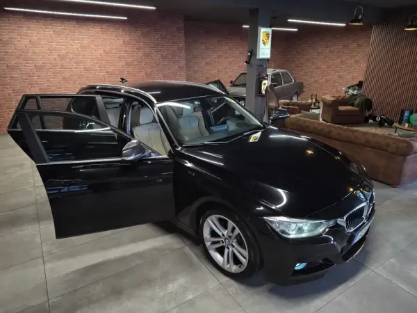 BMW 320 d Aut. Efficient Dynamics Edition Sport Line 26