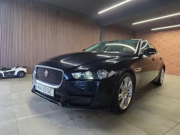 Jaguar XE E-Performance Aut. Prestige 5