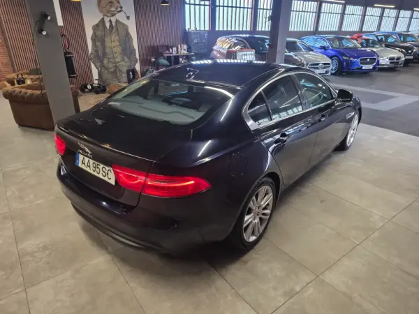 Jaguar XE E-Performance Aut. Prestige 14