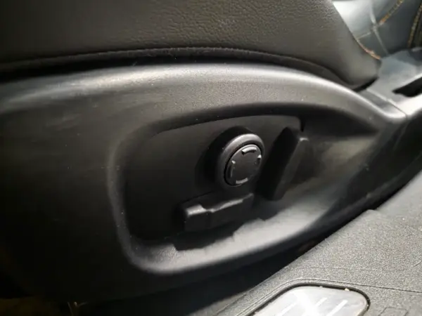 Jaguar XE E-Performance Aut. Prestige 21