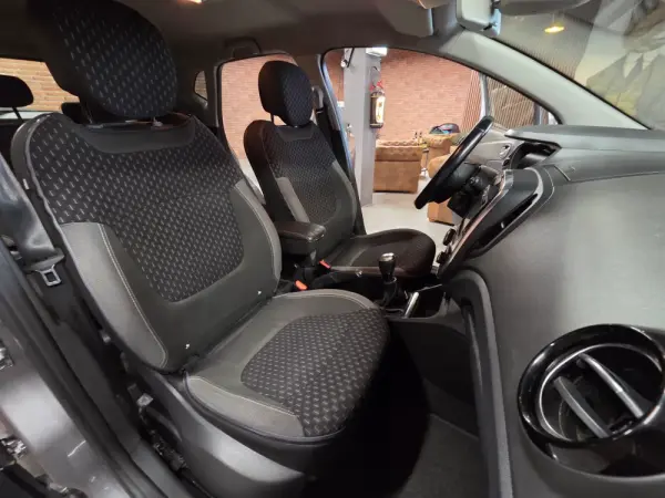 Renault Captur 1.5 dCi Exclusive 34