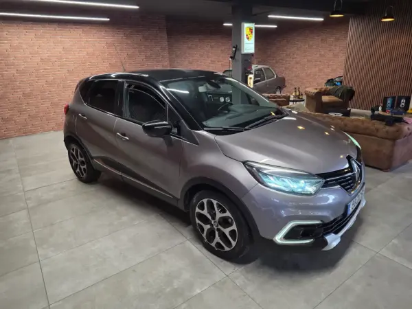 Renault Captur 1.5 dCi Exclusive 40