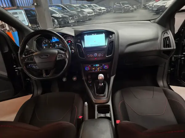 Ford Focus SW 1.5 TDCi ST-Line 21
