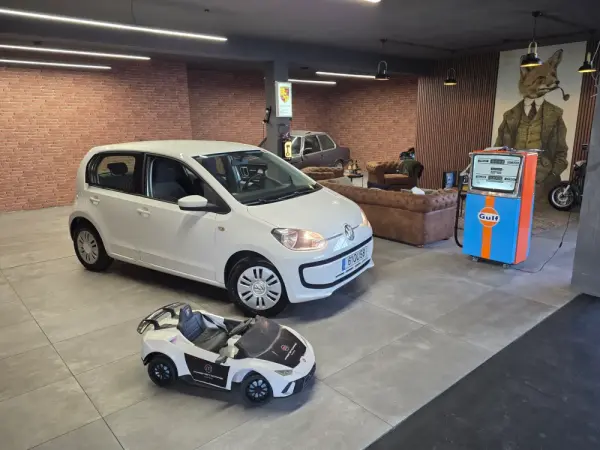Volkswagen Up! 1.0 BlueMotion Move 1