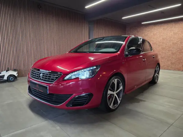 Peugeot 308 BlueHDi FAP 180 EAT8 Stop & Start GT 37