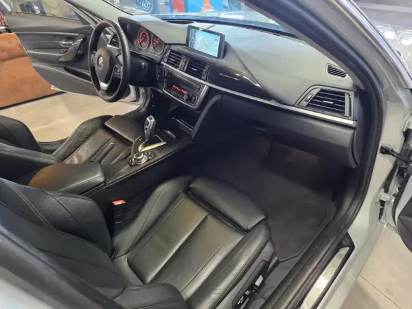 BMW 320 d Aut. Luxury Line 3