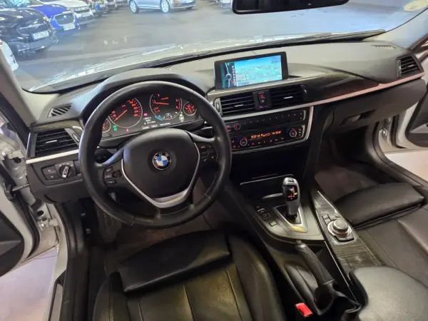 BMW 320 d Aut. Luxury Line 17