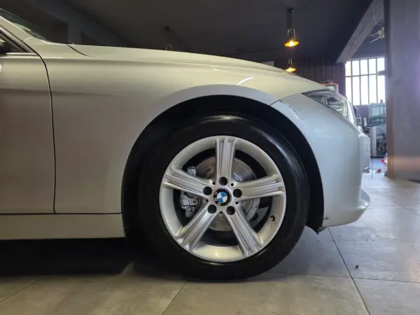 BMW 320 d Aut. Luxury Line 33