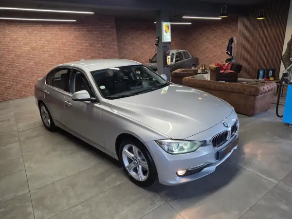 BMW 320 d Aut. Luxury Line 35