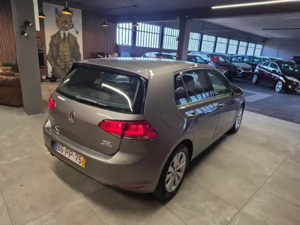 Volkswagen Golf 1.6 TDi BlueMotion Trendline 2