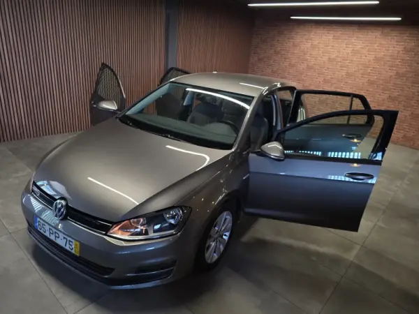 Volkswagen Golf 1.6 TDi BlueMotion Trendline 30