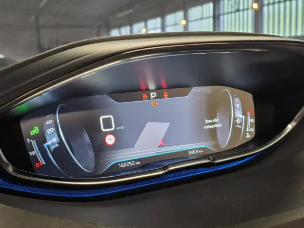 Peugeot 5008 BlueHDI 130 EAT8 Allure Pack 13