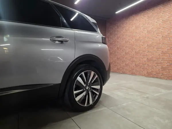 Peugeot 5008 BlueHDI 130 EAT8 Allure Pack 29