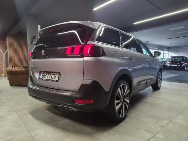 Peugeot 5008 BlueHDI 130 EAT8 Allure Pack 32