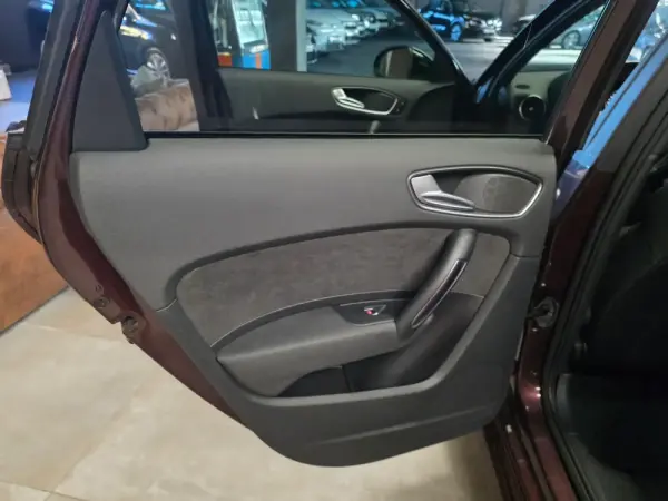 Audi A1 Sportback 1.6 TDI S-line 4