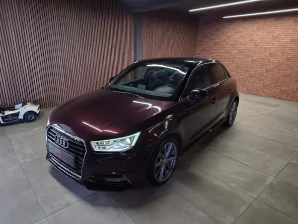 Audi A1 Sportback 1.6 TDI S-line 23