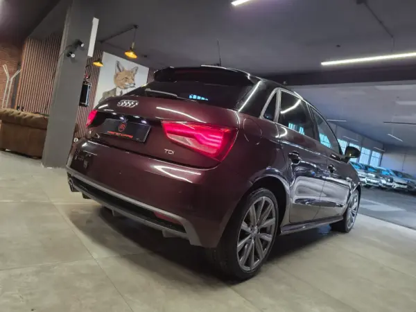 Audi A1 Sportback 1.6 TDI S-line 37