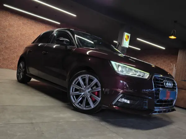 Audi A1 Sportback 1.6 TDI S-line 44