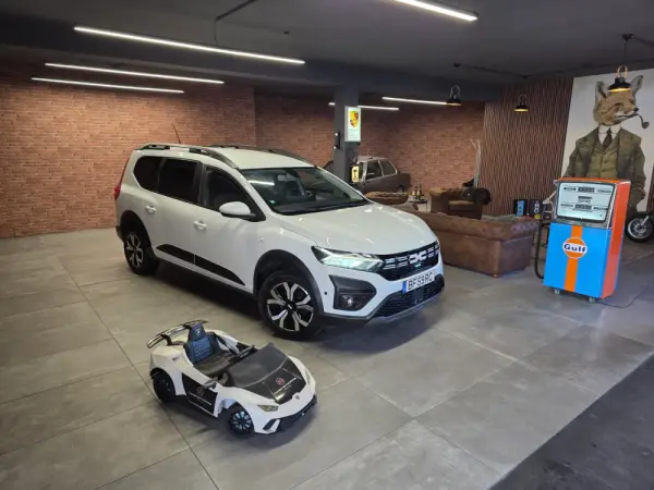 Dacia Jogger 1.0 ECO-G Extreme 7L Bi-Fuel 1