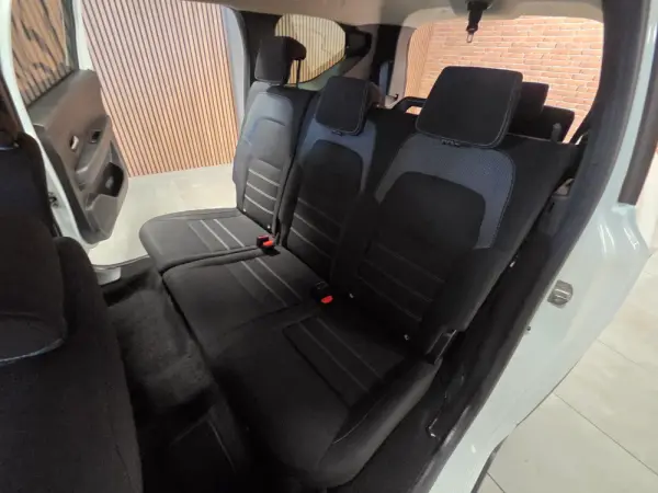 Dacia Jogger 1.0 ECO-G Extreme 7L Bi-Fuel 13