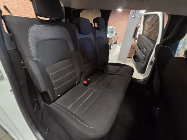Dacia Jogger 1.0 ECO-G Extreme 7L Bi-Fuel 38