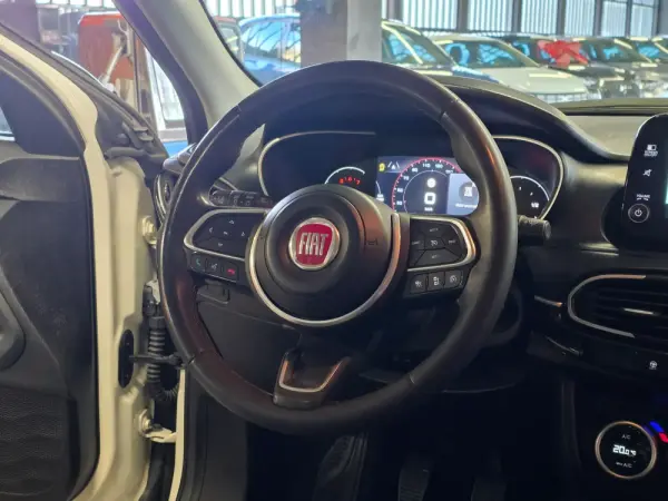Fiat Tipo Cross 1.3 Multijet 22