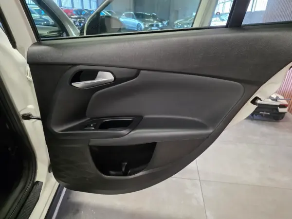 Fiat Tipo Cross 1.3 Multijet 25
