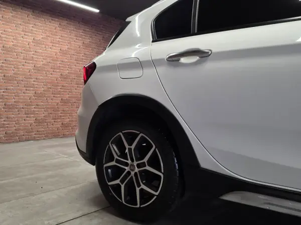 Fiat Tipo Cross 1.3 Multijet 37