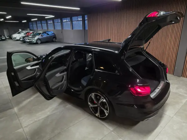 Audi A4 Avant 35 TDI S line S tronic 14