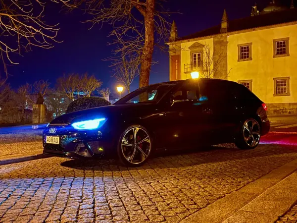 Audi A4 Avant 35 TDI S line S tronic 28